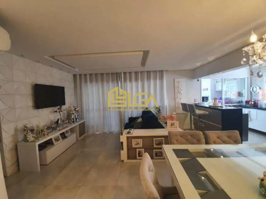 Foto 2 de Apartamento com 3 quartos à venda, 131m2 em Marapé, Santos - SP
