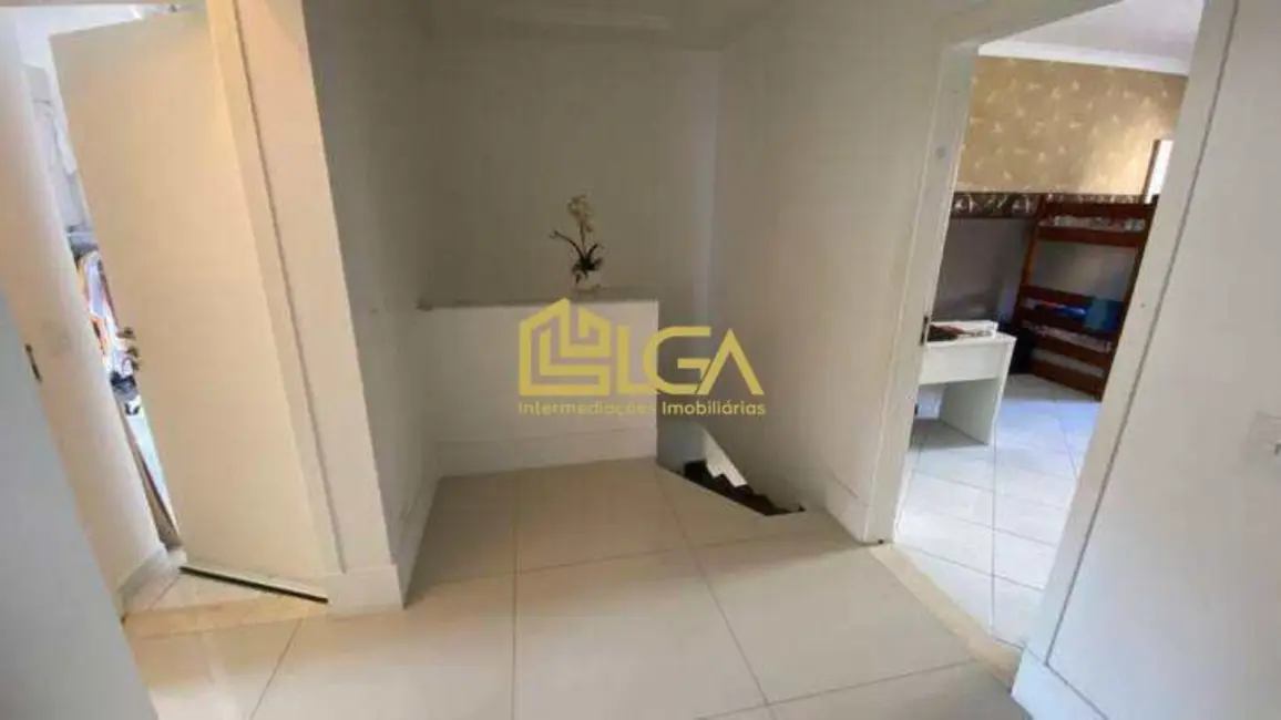 Foto 8 de Casa com 4 quartos à venda, 200m2 em Ponta da Praia, Santos - SP