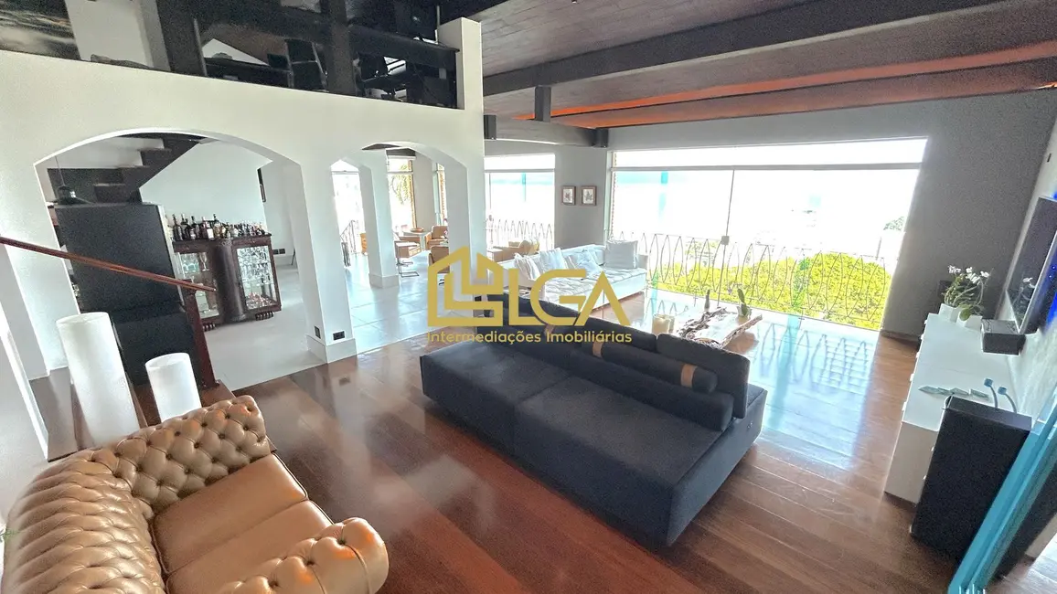 Casa com 5 quartos à venda, 792m2 em Marapé, Santos - SP - imagem 5 Foto 5 de Casa com 5 quartos à venda, 792m2 em Marapé, Santos - SP