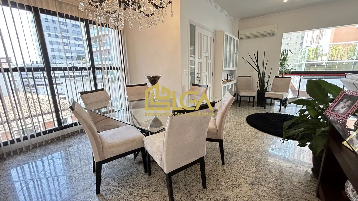 Apartamento com 3 quartos à venda, 133m2 em Embaré, Santos - SP - imagem 8 Foto 8 de Apartamento com 3 quartos à venda, 133m2 em Embaré, Santos - SP