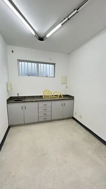 Casa com 6 quartos para alugar, 200m2 em Gonzaga, Santos - SP - imagem 8 Foto 8 de Casa com 6 quartos para alugar, 200m2 em Gonzaga, Santos - SP