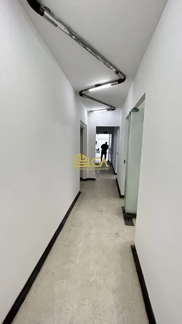 Casa com 6 quartos para alugar, 200m2 em Gonzaga, Santos - SP - imagem 9 Foto 9 de Casa com 6 quartos para alugar, 200m2 em Gonzaga, Santos - SP
