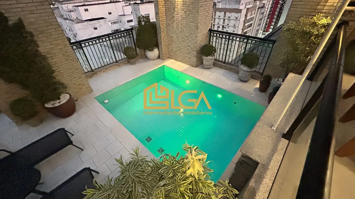 Cobertura com 4 quartos à venda, 437m2 em Gonzaga, Santos - SP - imagem 3 Foto 3 de Cobertura com 4 quartos à venda, 437m2 em Gonzaga, Santos - SP