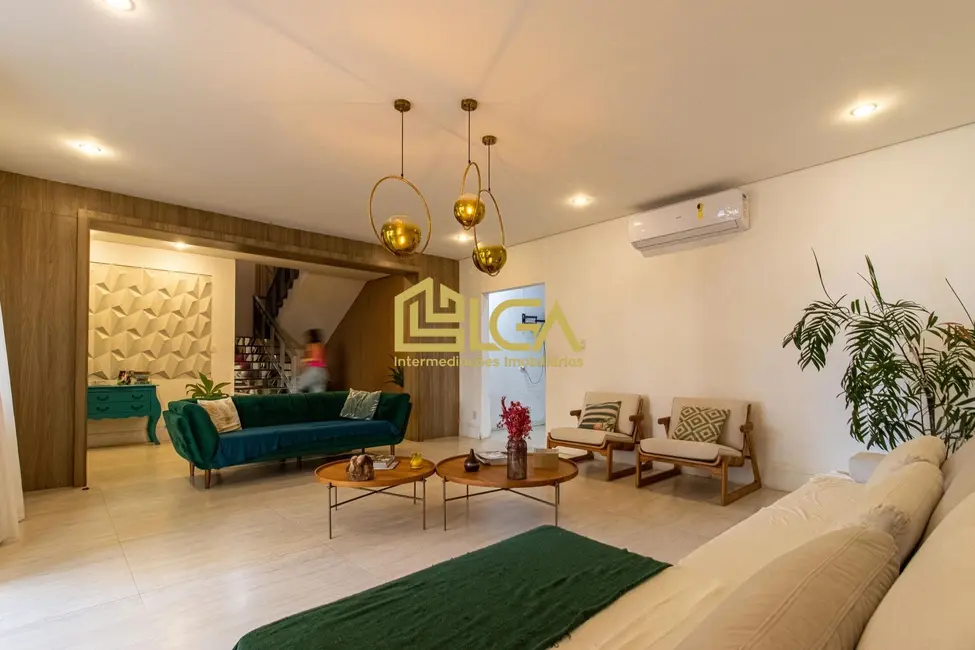 Foto 2 de Casa com 6 quartos à venda, 600m2 em Ilha Porchat, Sao Vicente - SP