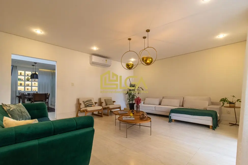 Foto 1 de Casa com 6 quartos à venda, 600m2 em Ilha Porchat, Sao Vicente - SP