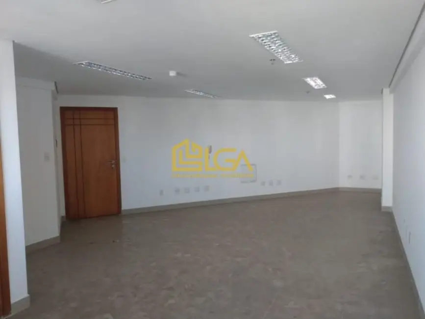 Sala Comercial com 1 quarto para alugar, 47m2 em Marapé, Santos - SP - imagem 2 Foto 2 de Sala Comercial com 1 quarto para alugar, 47m2 em Marapé, Santos - SP