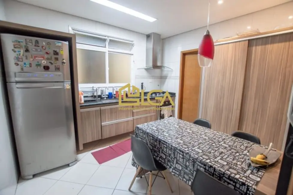 Foto 5 de Casa com 4 quartos à venda, 150m2 em Campo Grande, Santos - SP