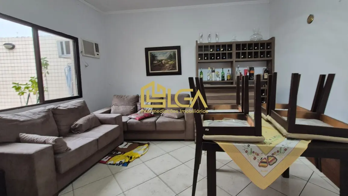 Foto 7 de Sobrado com 3 quartos à venda, 130m2 em Marapé, Santos - SP