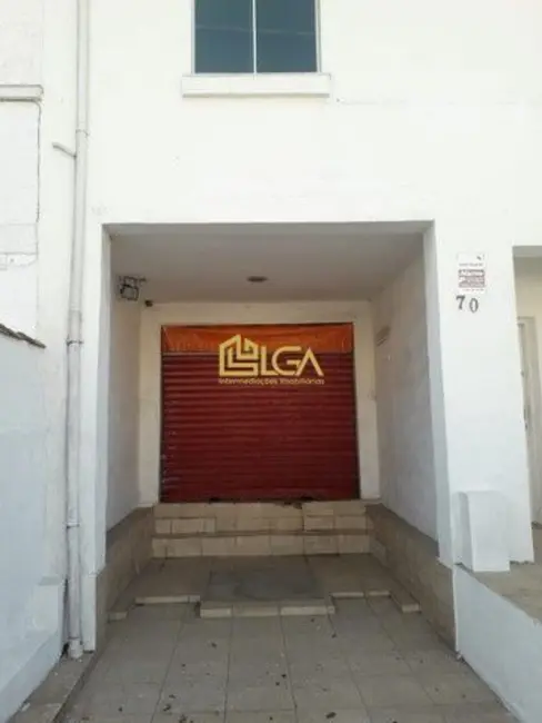 Casa com 5 quartos para alugar, 335m2 em Vila Mathias, Santos - SP - imagem 4 Foto 4 de Casa com 5 quartos para alugar, 335m2 em Vila Mathias, Santos - SP