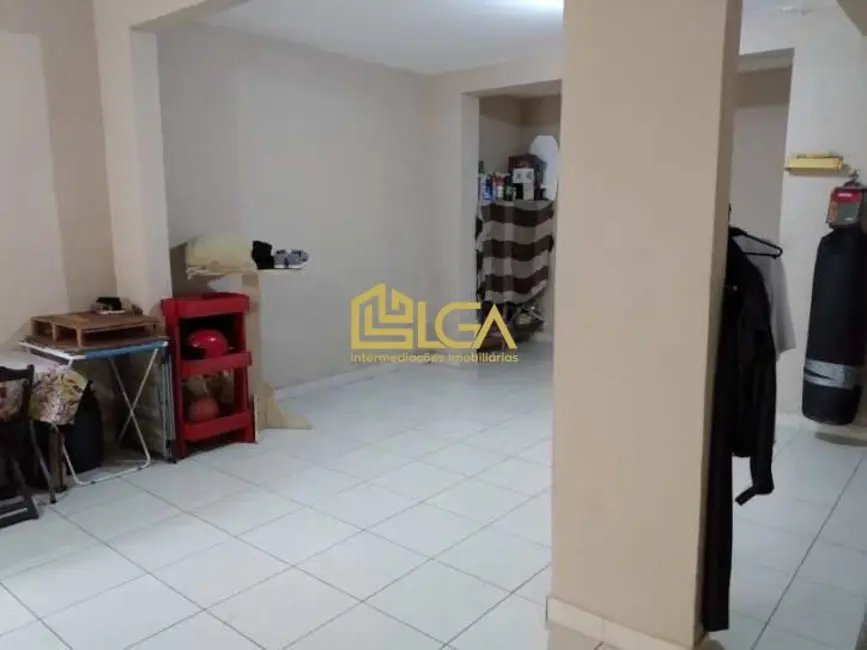 Sobrado com 4 quartos para alugar, 868m2 em José Menino, Santos - SP - imagem 6 Foto 6 de Sobrado com 4 quartos para alugar, 868m2 em José Menino, Santos - SP