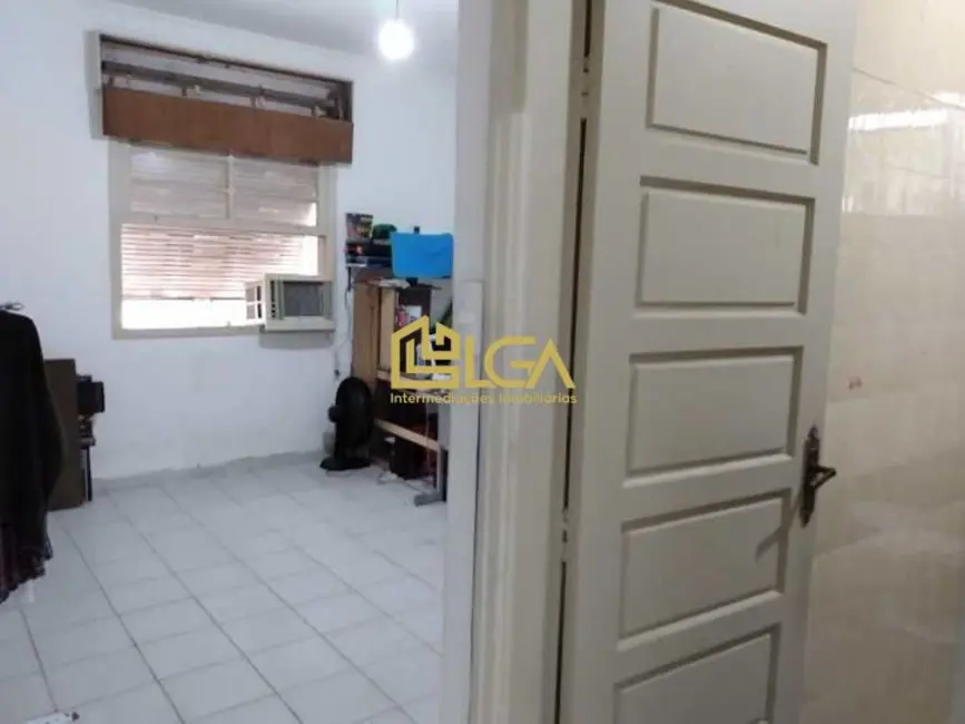 Sobrado com 4 quartos para alugar, 868m2 em José Menino, Santos - SP - imagem 8 Foto 8 de Sobrado com 4 quartos para alugar, 868m2 em José Menino, Santos - SP