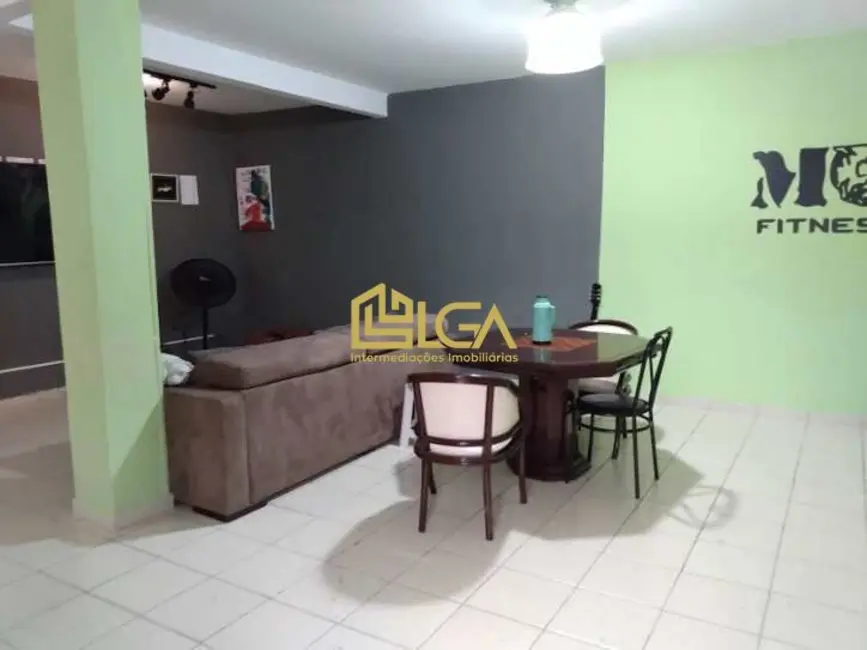 Foto 1 de Sobrado com 4 quartos para alugar, 868m2 em José Menino, Santos - SP