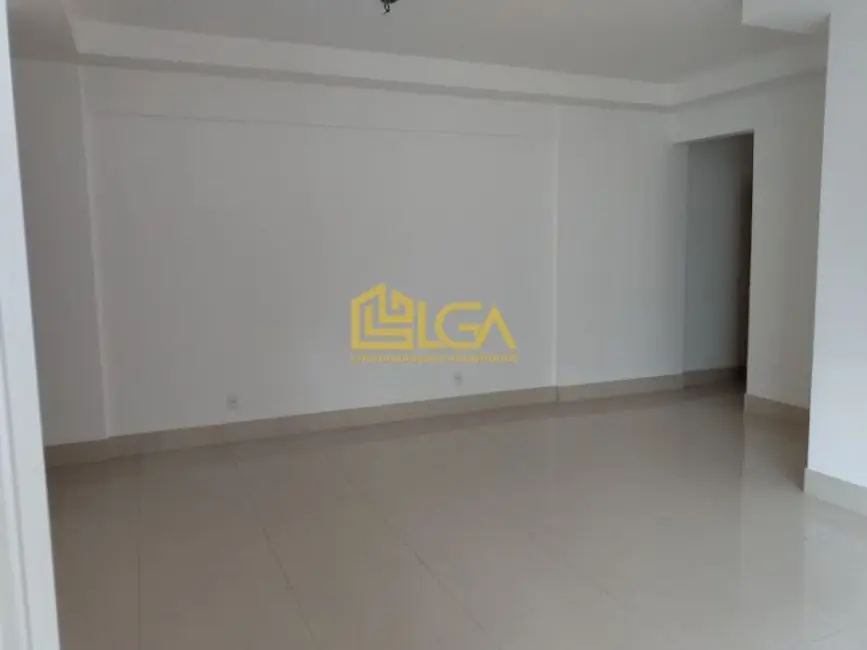 Apartamento com 2 quartos à venda, 103m2 em Gonzaga, Santos - SP - imagem 4 Foto 4 de Apartamento com 2 quartos à venda, 103m2 em Gonzaga, Santos - SP