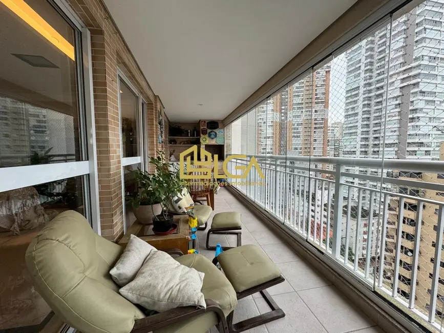 Foto 4 de Apartamento com 3 quartos à venda, 131m2 em Gonzaga, Santos - SP