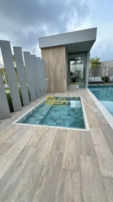 Casa de Condomínio com 6 quartos à venda, 960m2 em Jardim Acapulco, Guaruja - SP - imagem 5 Foto 5 de Casa de Condomínio com 6 quartos à venda, 960m2 em Jardim Acapulco, Guaruja - SP