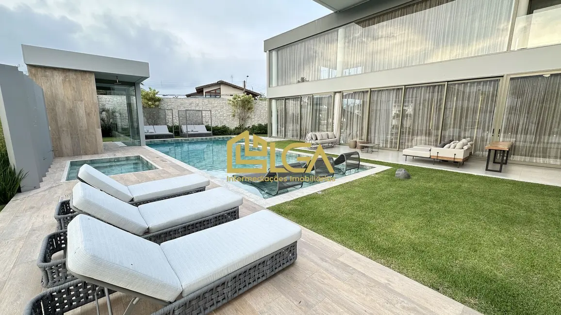 Casa de Condomínio com 6 quartos à venda, 960m2 em Jardim Acapulco, Guaruja - SP - imagem 3 Foto 3 de Casa de Condomínio com 6 quartos à venda, 960m2 em Jardim Acapulco, Guaruja - SP