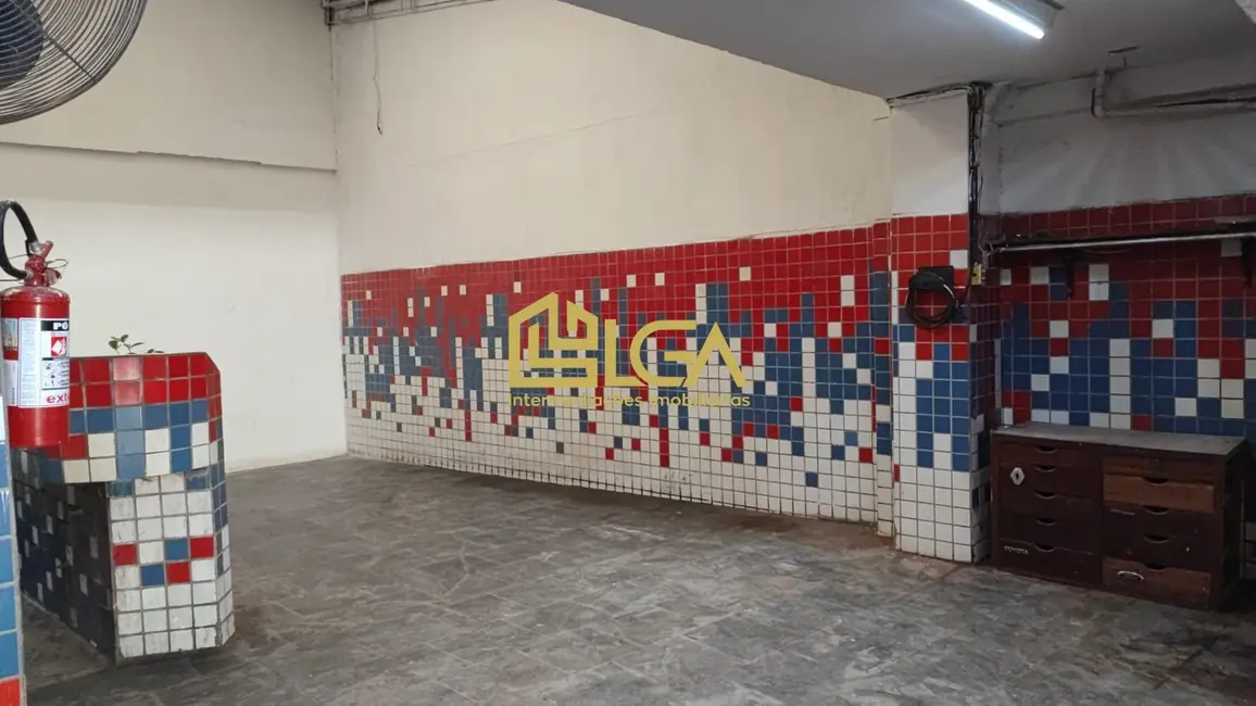 Armazém / Galpão com 1 quarto para alugar, 450m2 em Vila Nova, Santos - SP - imagem 4 Foto 4 de Armazém / Galpão com 1 quarto para alugar, 450m2 em Vila Nova, Santos - SP