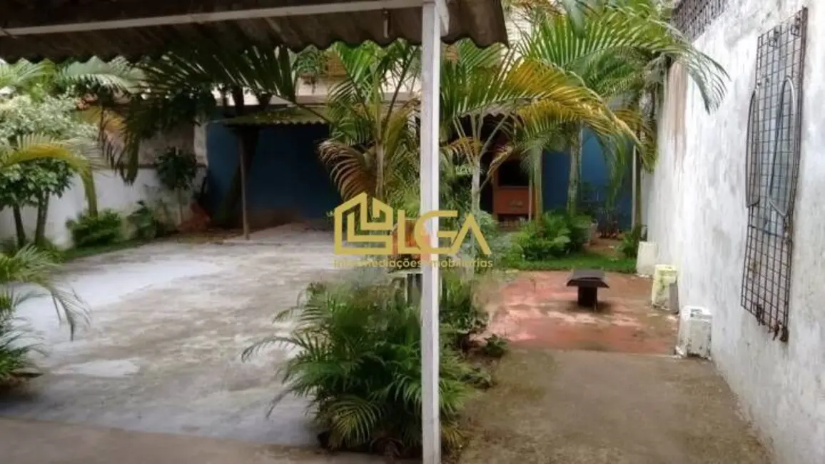 Casa com 2 quartos para alugar, 300m2 em Pompéia, Santos - SP - imagem 3 Foto 3 de Casa com 2 quartos para alugar, 300m2 em Pompéia, Santos - SP