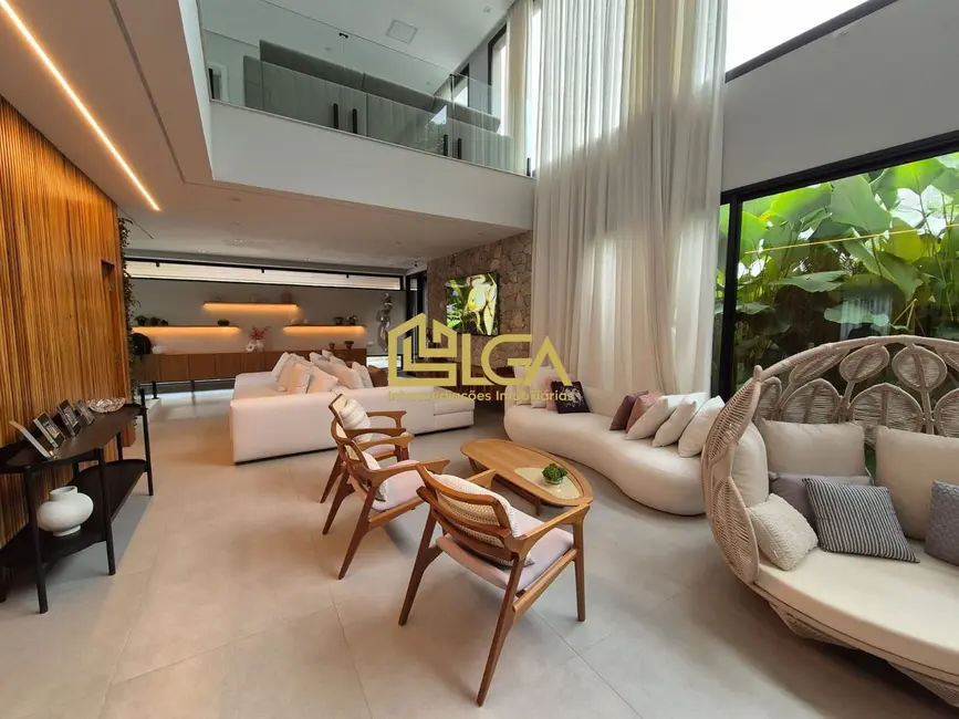 Casa com 6 quartos à venda, 450m2 em Riviera de São Lourenço, Bertioga - SP - imagem 3 Foto 3 de Casa com 6 quartos à venda, 450m2 em Riviera de São Lourenço, Bertioga - SP