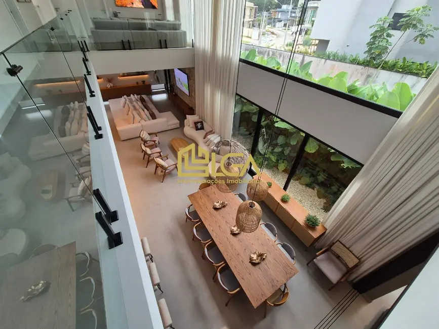 Foto 2 de Casa com 6 quartos à venda, 450m2 em Riviera de São Lourenço, Bertioga - SP
