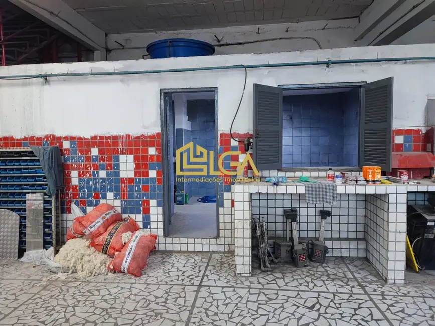 Armazém / Galpão com 2 quartos para alugar, 792m2 em Centro, Santos - SP - imagem 4 Foto 4 de Armazém / Galpão com 2 quartos para alugar, 792m2 em Centro, Santos - SP