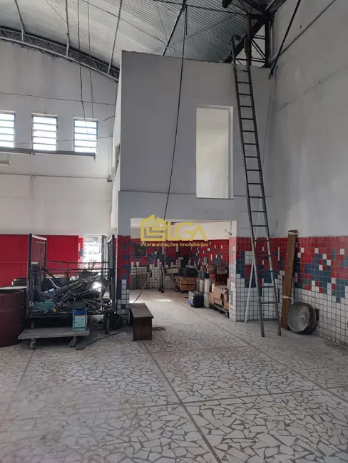 Armazém / Galpão com 2 quartos para alugar, 792m2 em Centro, Santos - SP - imagem 6 Foto 6 de Armazém / Galpão com 2 quartos para alugar, 792m2 em Centro, Santos - SP