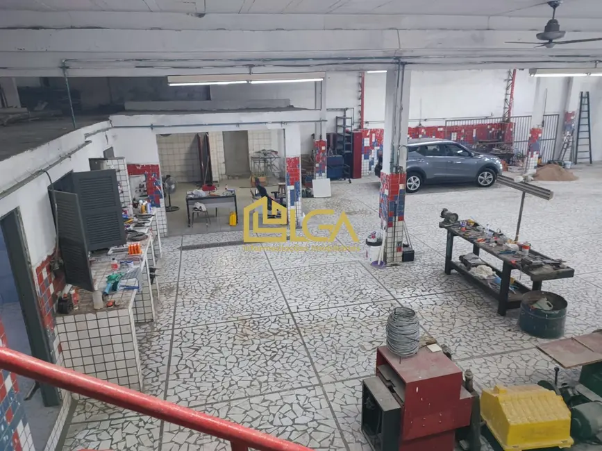 Armazém / Galpão com 2 quartos para alugar, 792m2 em Centro, Santos - SP - imagem 7 Foto 7 de Armazém / Galpão com 2 quartos para alugar, 792m2 em Centro, Santos - SP