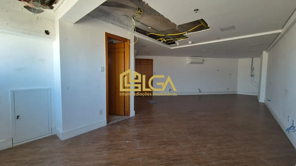 Sala Comercial com 2 quartos para alugar, 95m2 em Marapé, Santos - SP - imagem 7 Foto 7 de Sala Comercial com 2 quartos para alugar, 95m2 em Marapé, Santos - SP