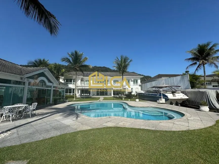 Foto 2 de Casa com 5 quartos à venda, 950m2 em Balneario Praia do Perequê, Guaruja - SP