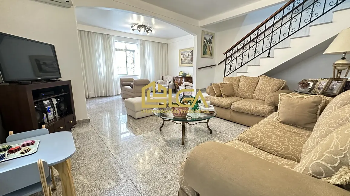 Foto 5 de Casa com 3 quartos à venda, 180m2 em Ponta da Praia, Santos - SP