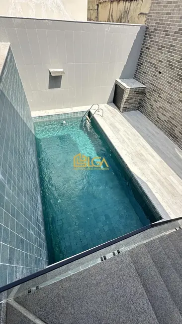 Foto 2 de Casa com 3 quartos à venda, 236m2 em Embaré, Santos - SP