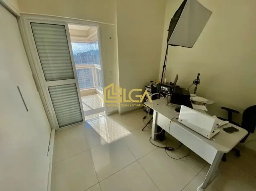 Apartamento com 2 quartos à venda, 109m2 em Gonzaga, Santos - SP - imagem 8 Foto 8 de Apartamento com 2 quartos à venda, 109m2 em Gonzaga, Santos - SP