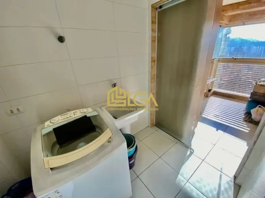 Apartamento com 2 quartos à venda, 109m2 em Gonzaga, Santos - SP - imagem 7 Foto 7 de Apartamento com 2 quartos à venda, 109m2 em Gonzaga, Santos - SP