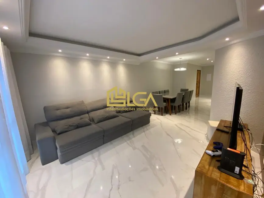 Foto 3 de Apartamento com 3 quartos à venda, 150m2 em Embaré, Santos - SP