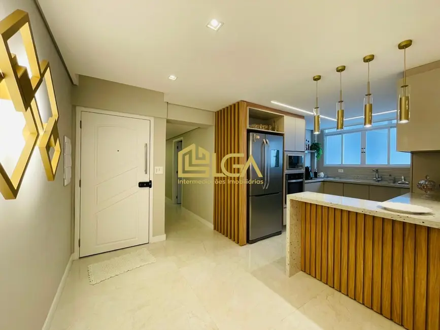 Foto 9 de Apartamento com 3 quartos à venda, 147m2 em Gonzaga, Santos - SP