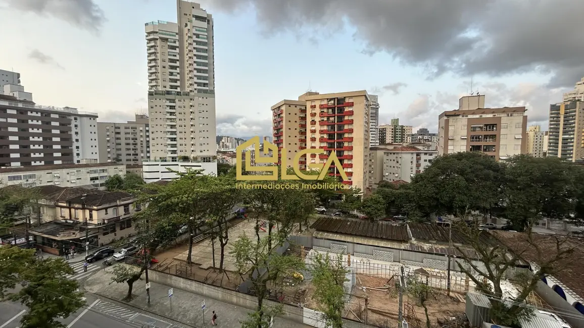 Apartamento com 3 quartos à venda, 134m2 em Gonzaga, Santos - SP - imagem 5 Foto 5 de Apartamento com 3 quartos à venda, 134m2 em Gonzaga, Santos - SP