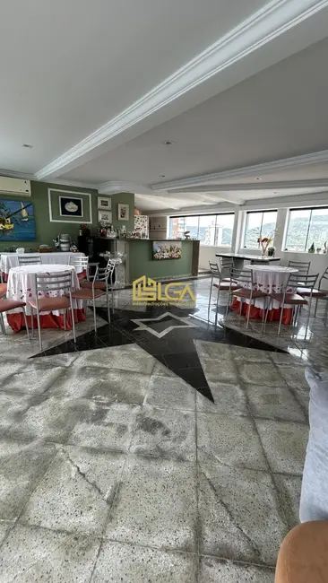 Foto 9 de Cobertura com 3 quartos à venda, 393m2 em Ponta da Praia, Santos - SP