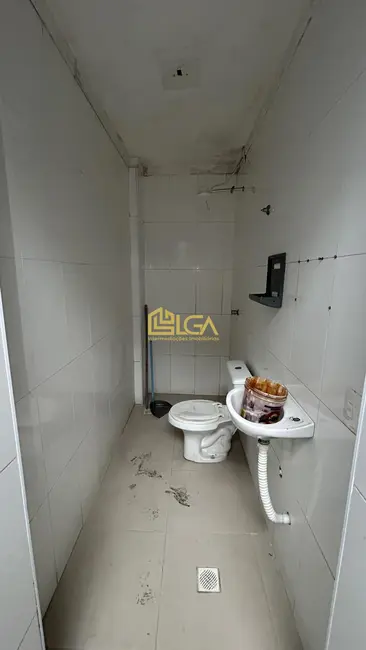 Loja com 7 quartos para alugar, 323m2 em Boqueirão, Santos - SP - imagem 8 Foto 8 de Loja com 7 quartos para alugar, 323m2 em Boqueirão, Santos - SP