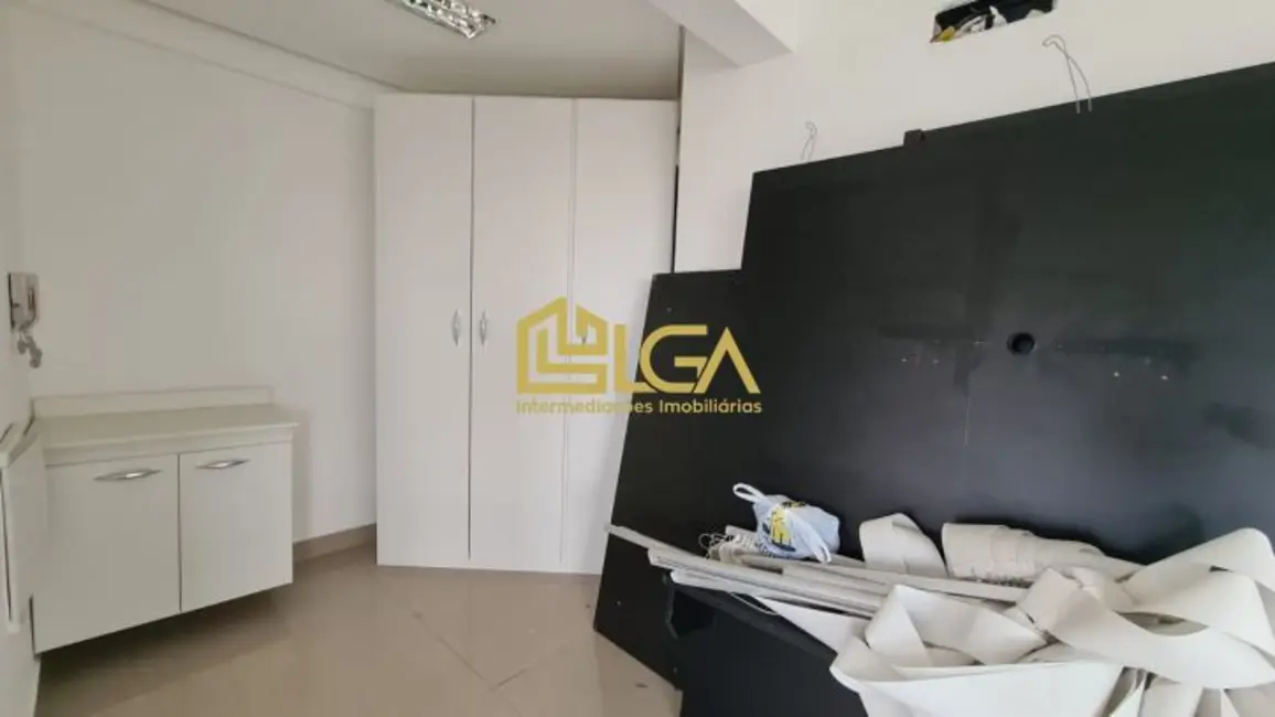 Sala Comercial com 1 quarto para alugar, 45m2 em Marapé, Santos - SP - imagem 3 Foto 3 de Sala Comercial com 1 quarto para alugar, 45m2 em Marapé, Santos - SP