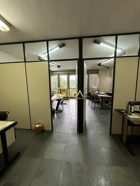 Sala Comercial com 2 quartos para alugar, 110m2 em Centro, Santos - SP - imagem 4 Foto 4 de Sala Comercial com 2 quartos para alugar, 110m2 em Centro, Santos - SP