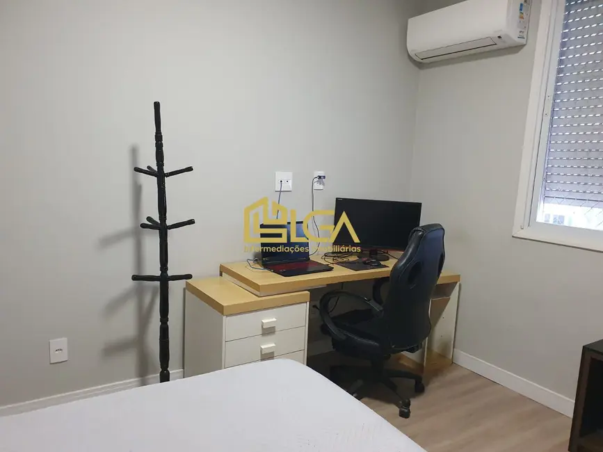 Apartamento com 3 quartos à venda, 146m2 em Embaré, Santos - SP - imagem 9 Foto 9 de Apartamento com 3 quartos à venda, 146m2 em Embaré, Santos - SP