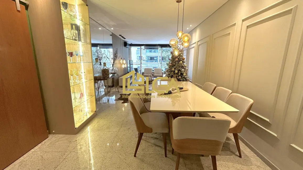 Apartamento com 3 quartos à venda, 160m2 em Pompéia, Santos - SP - imagem 3 Foto 3 de Apartamento com 3 quartos à venda, 160m2 em Pompéia, Santos - SP