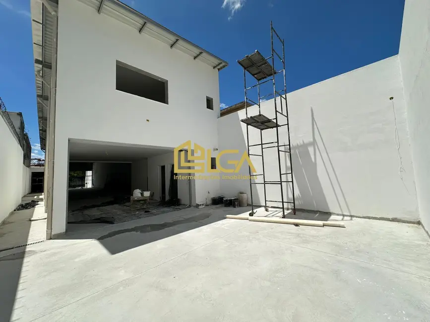 Armazém / Galpão com 1 quarto para alugar, 282m2 em Estuário, Santos - SP - imagem 5 Foto 5 de Armazém / Galpão com 1 quarto para alugar, 282m2 em Estuário, Santos - SP