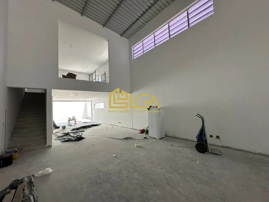 Armazém / Galpão com 1 quarto para alugar, 282m2 em Estuário, Santos - SP - imagem 9 Foto 9 de Armazém / Galpão com 1 quarto para alugar, 282m2 em Estuário, Santos - SP