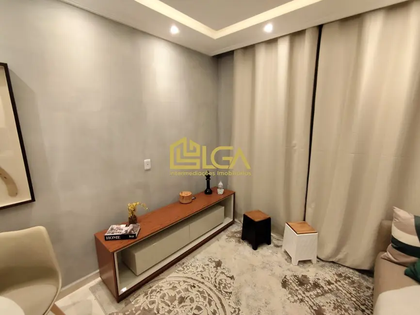 Foto 4 de Apartamento com 2 quartos à venda, 100m2 em Vila Voturua, Sao Vicente - SP