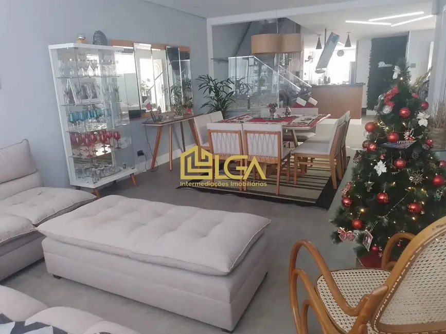 Sobrado com 4 quartos à venda, 294m2 em Ponta da Praia, Santos - SP - imagem 5 Foto 5 de Sobrado com 4 quartos à venda, 294m2 em Ponta da Praia, Santos - SP