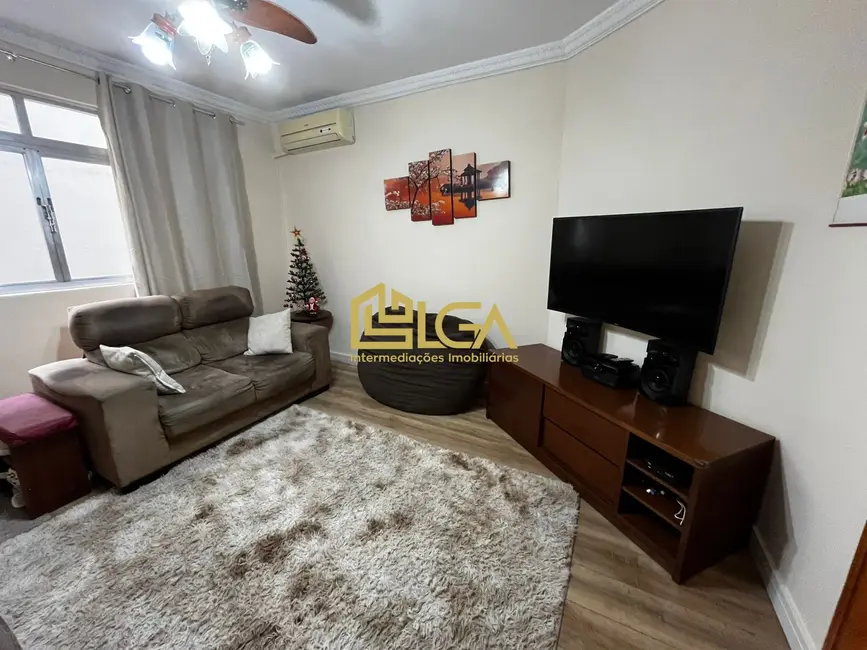 Foto 2 de Apartamento com 2 quartos à venda, 80m2 em Embaré, Santos - SP