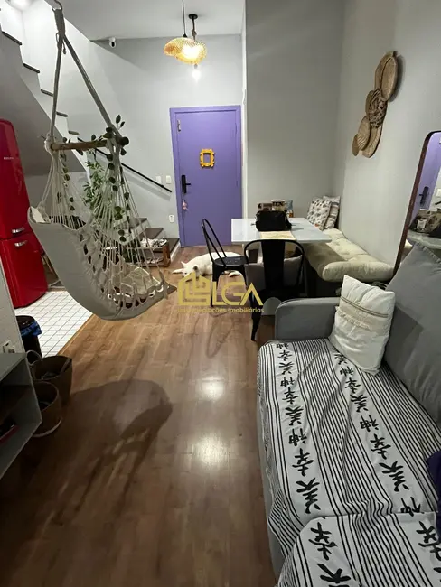 Apartamento com 1 quarto à venda, 69m2 em Gonzaga, Santos - SP - imagem 2 Foto 2 de Apartamento com 1 quarto à venda, 69m2 em Gonzaga, Santos - SP