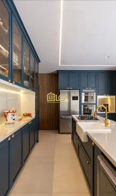 Apartamento com 3 quartos à venda, 199m2 em Ponta da Praia, Santos - SP - imagem 3 Foto 3 de Apartamento com 3 quartos à venda, 199m2 em Ponta da Praia, Santos - SP