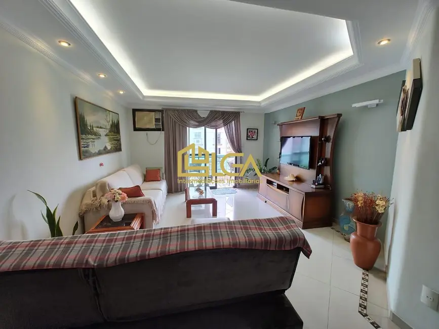 Foto 2 de Apartamento com 3 quartos à venda, 150m2 em Embaré, Santos - SP